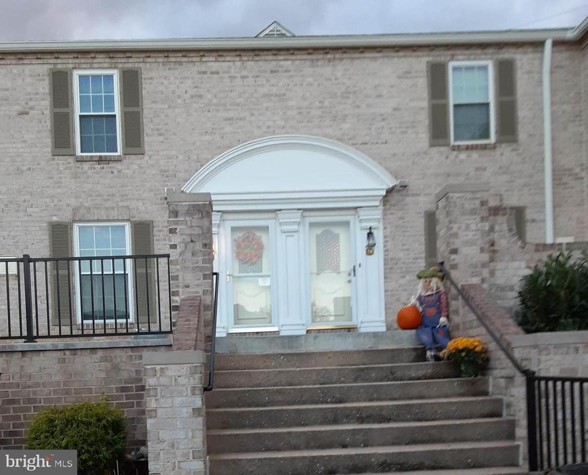 1000 Country Club Road - Photo 1