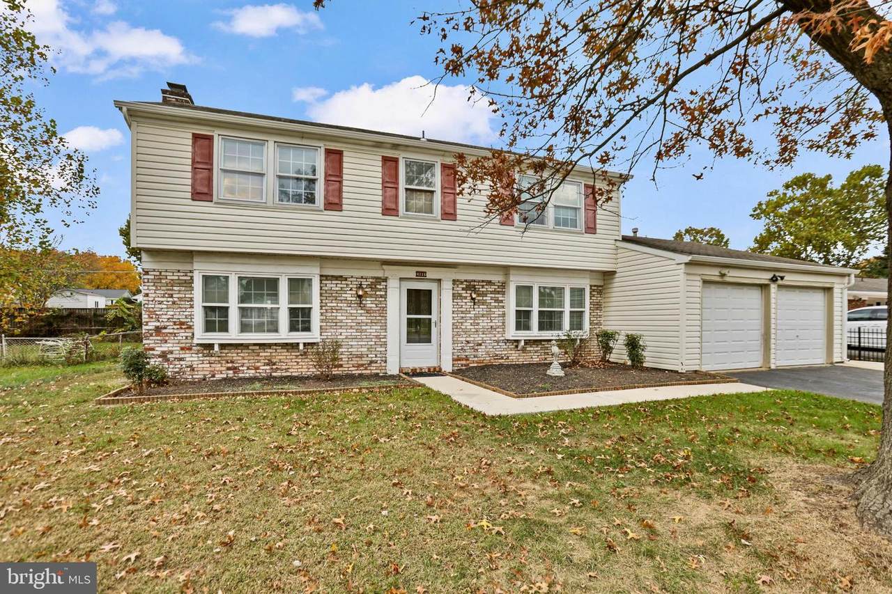 4116 Majestic - Photo 1