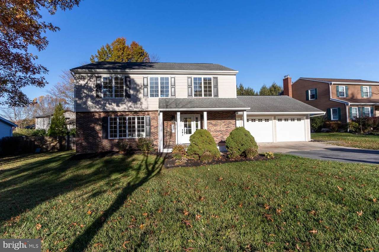 931 Grace Street - Photo 1