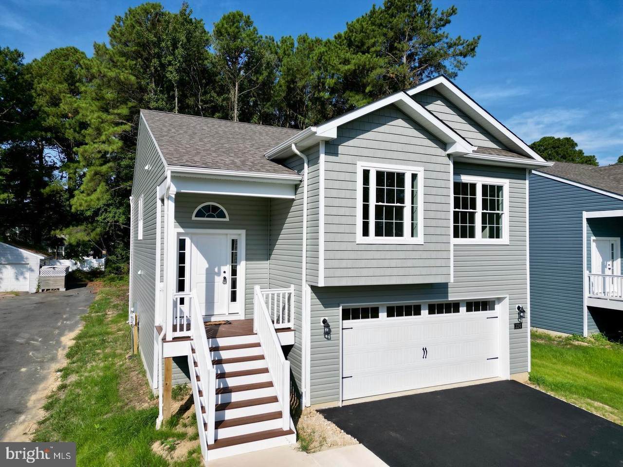  Harbor Drive - Photo 1