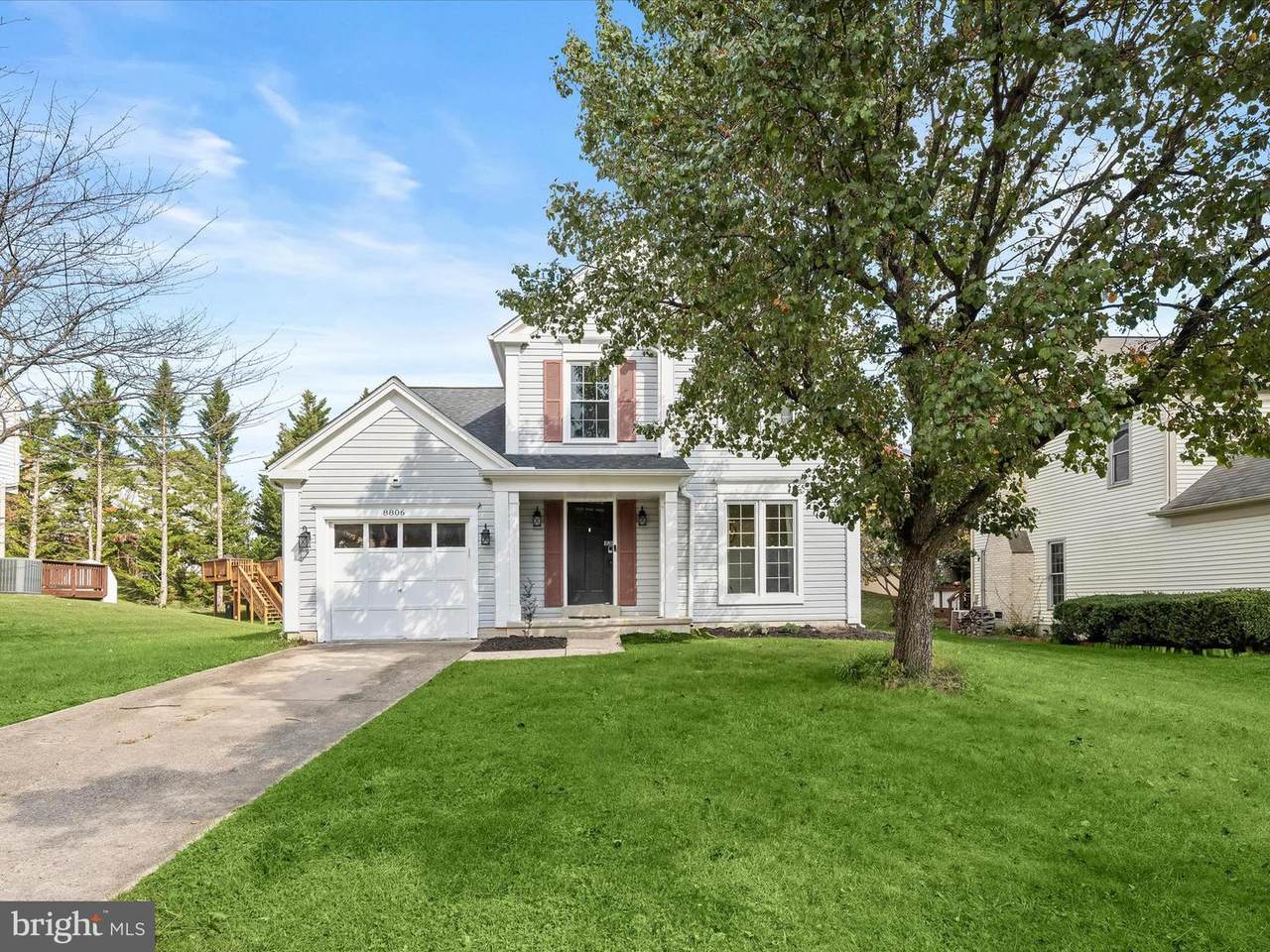 8806 Admiral Drive - Photo 1