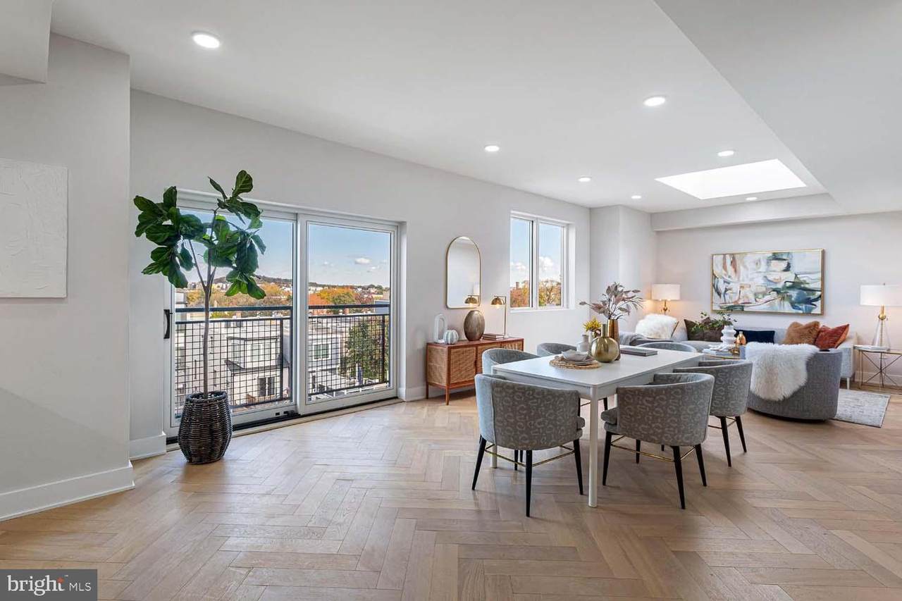 1516 East Capitol Street - Photo 1