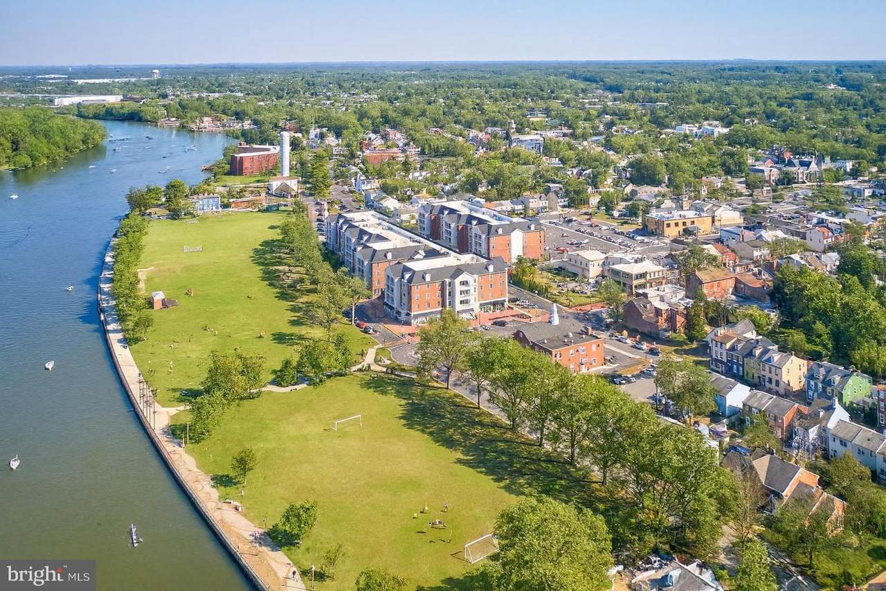 1 Pearl Street - Photo 1