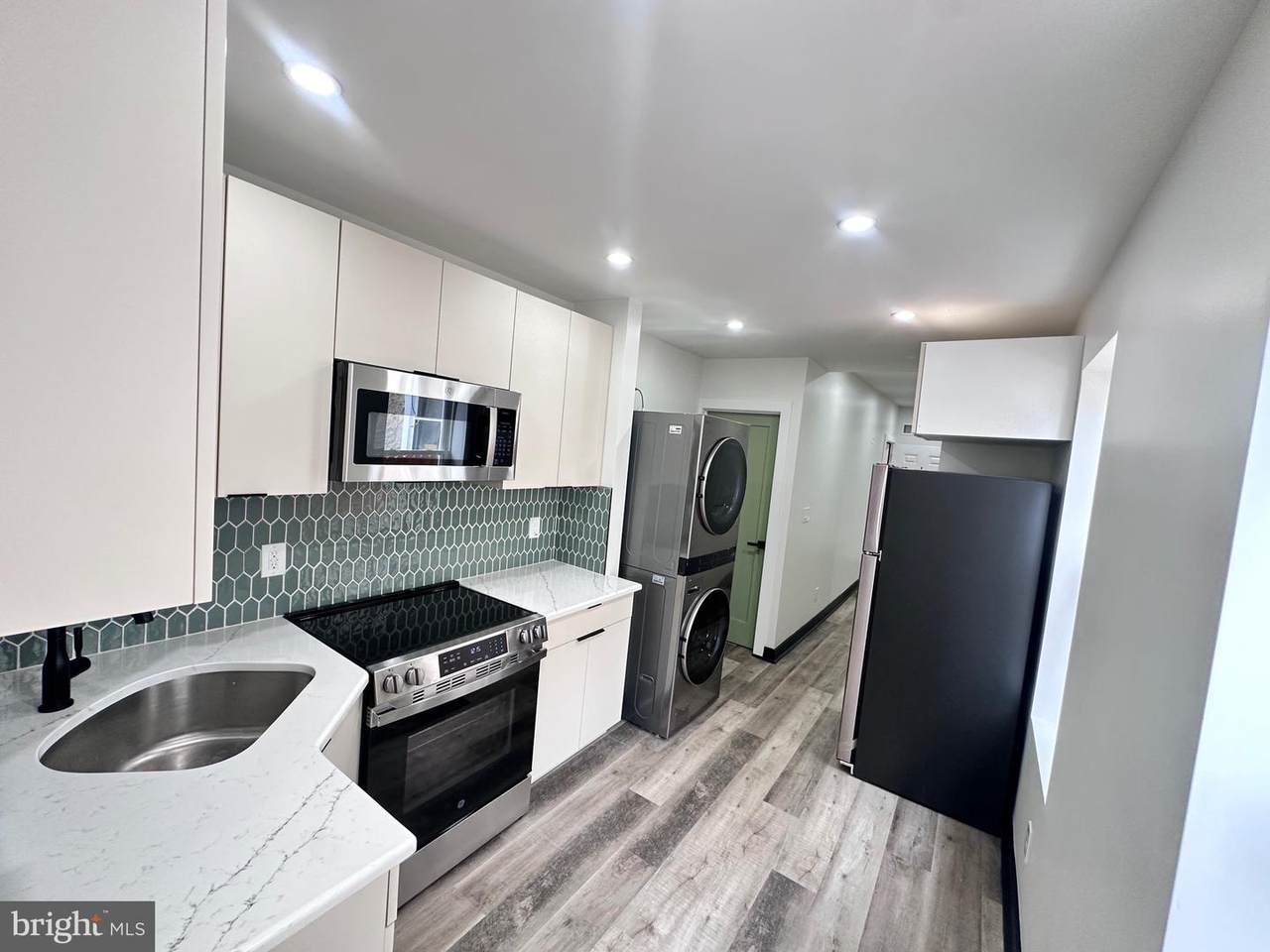 2539 Marshall Street - Photo 1