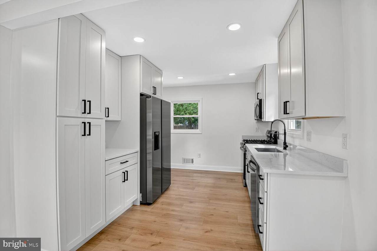 2211 Vermont Avenue - Photo 1