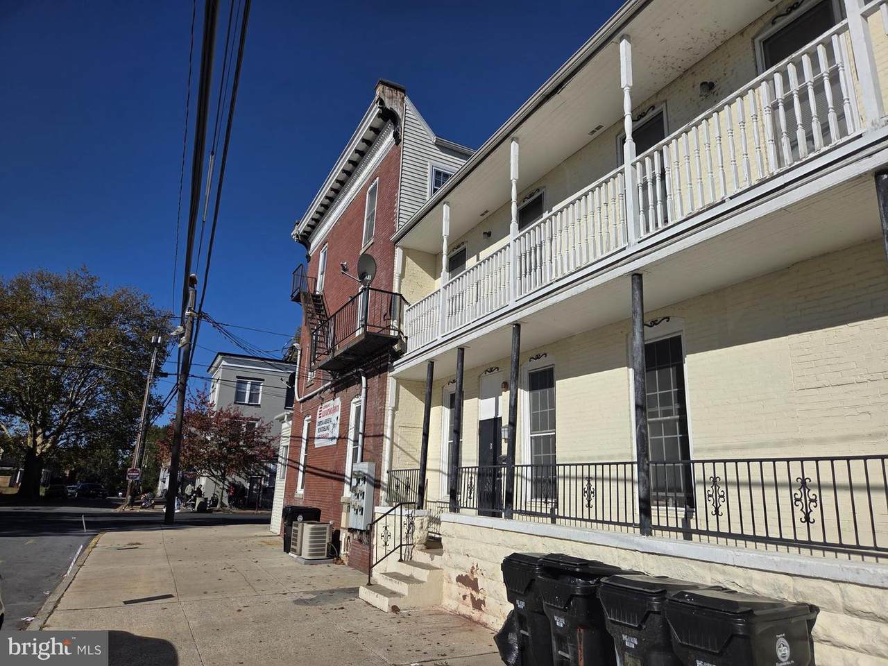 2401 6TH Street - Photo 1