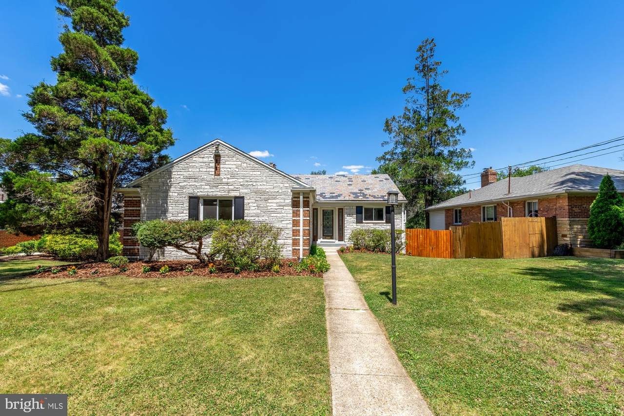 4560 Argyle Terrace - Photo 1
