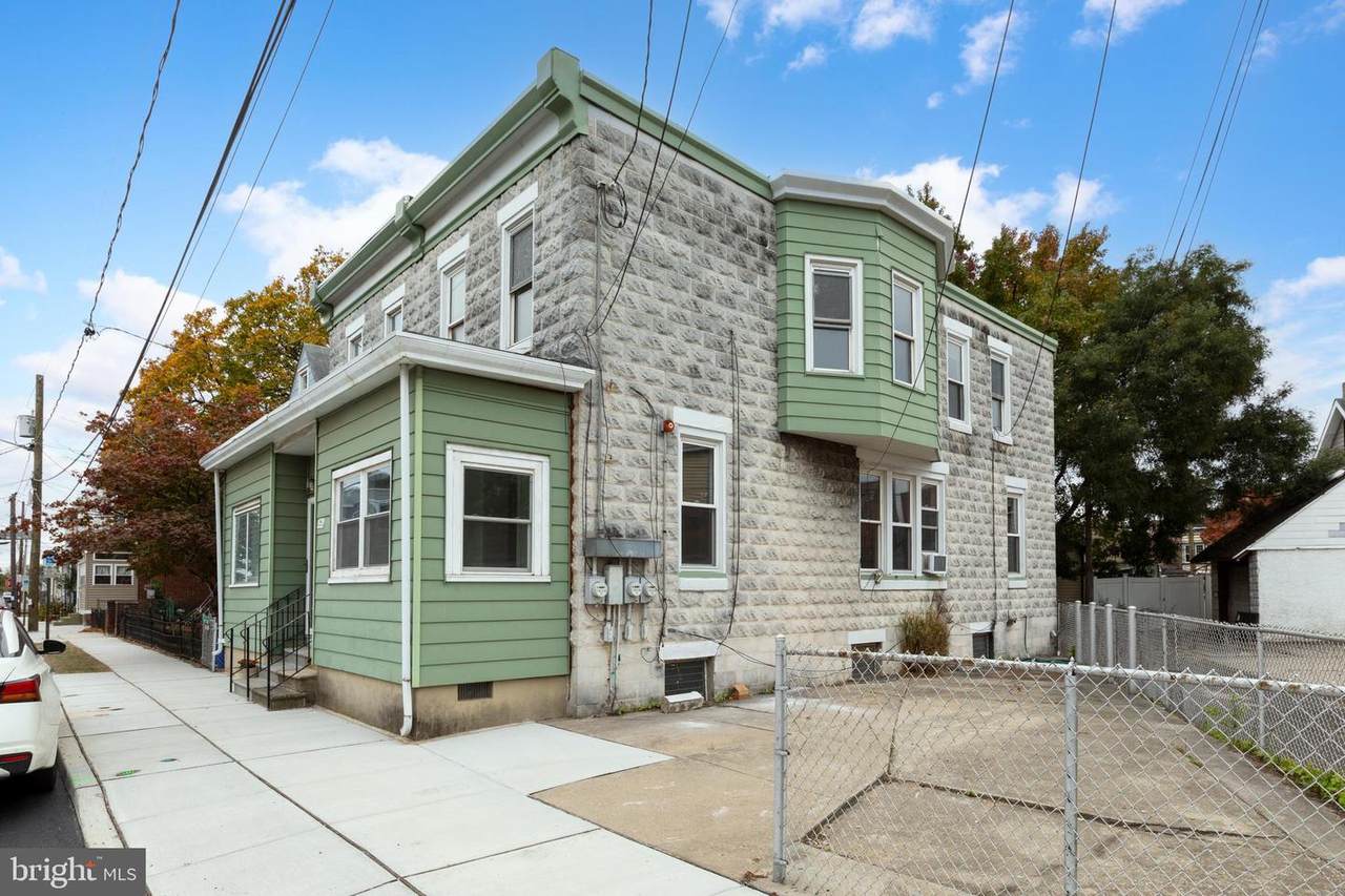 508 Bergen Street - Photo 1