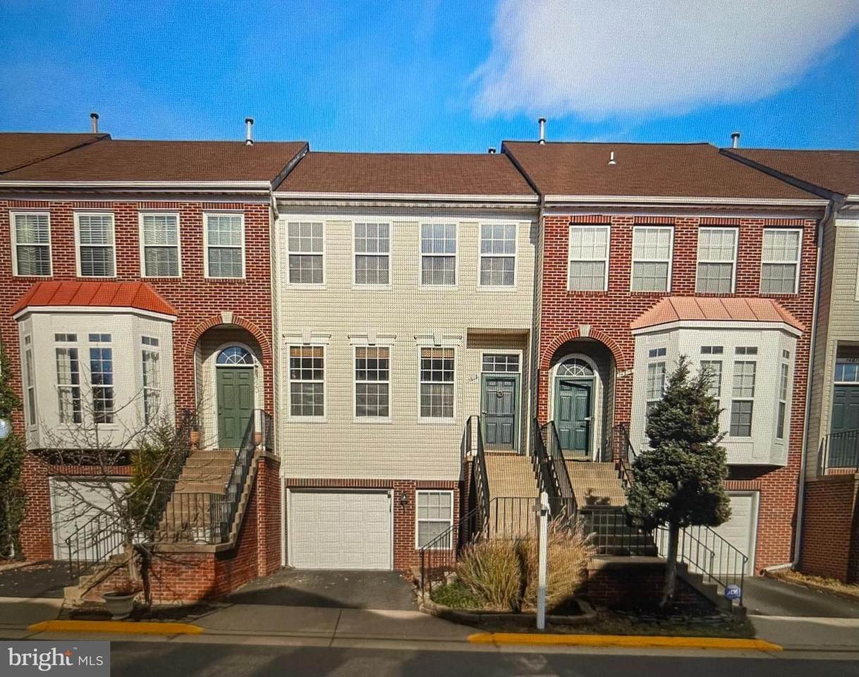 14618 Indian Summer Court - Photo 1