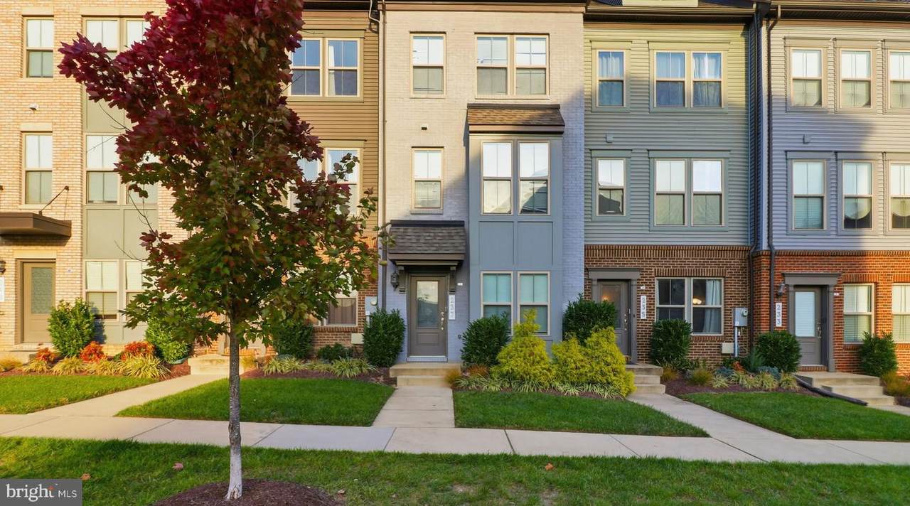 237 Phoenix Drive - Photo 1