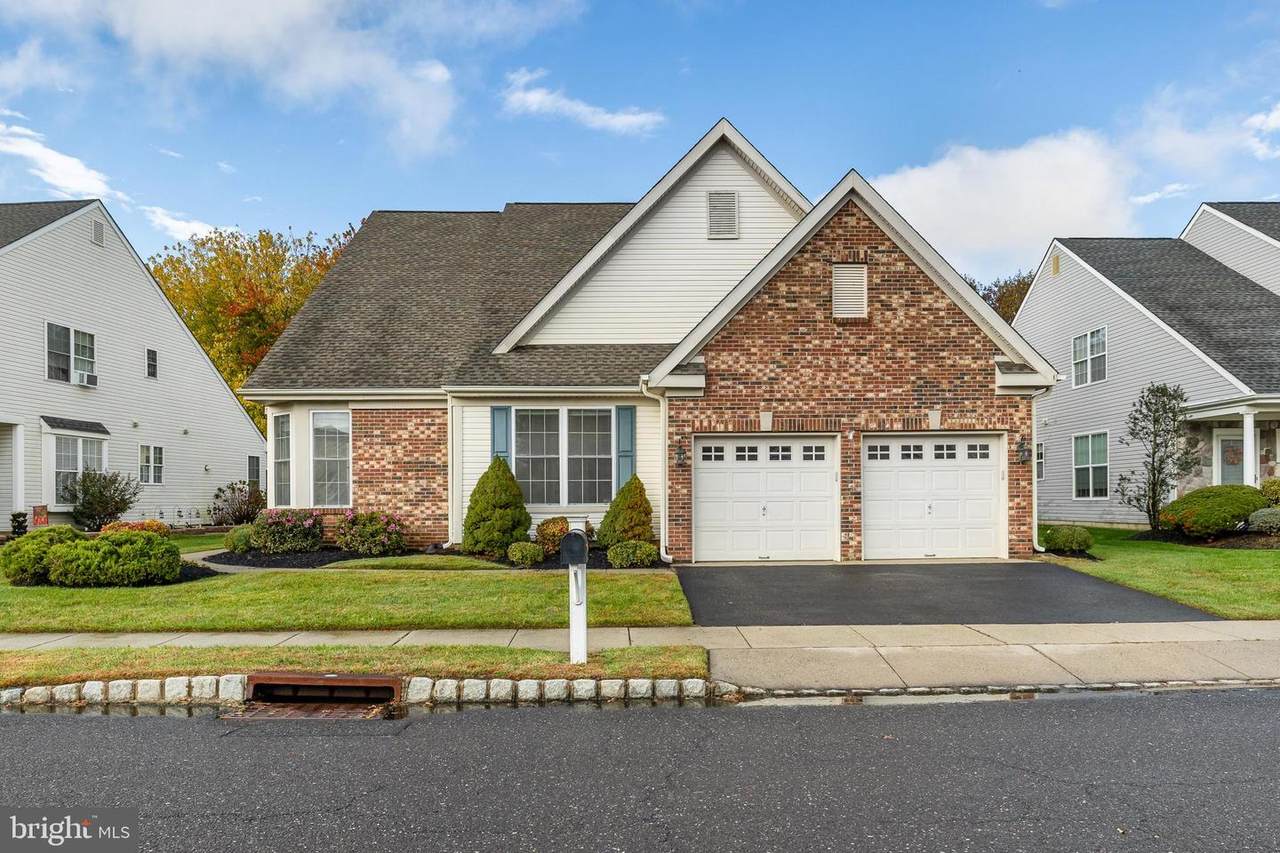 16 Hibiscus Drive - Photo 1