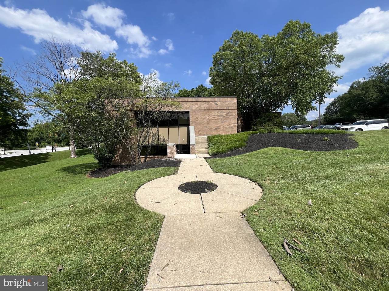 728 Springdale Drive - Photo 1