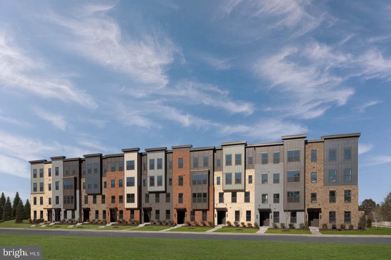 21787 Express Ter - Photo 1