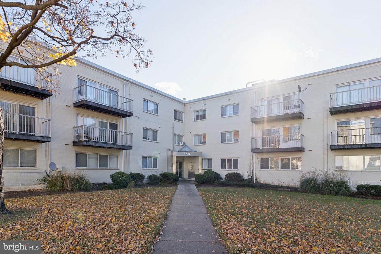 5601 Parker House Terrace - Photo 1