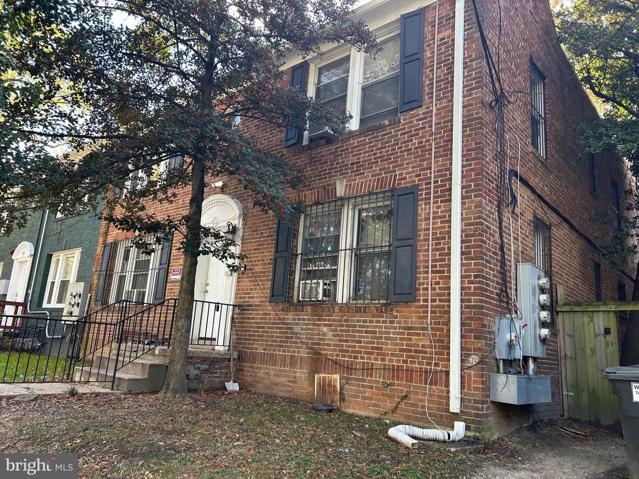 331 Parkland Place - Photo 1