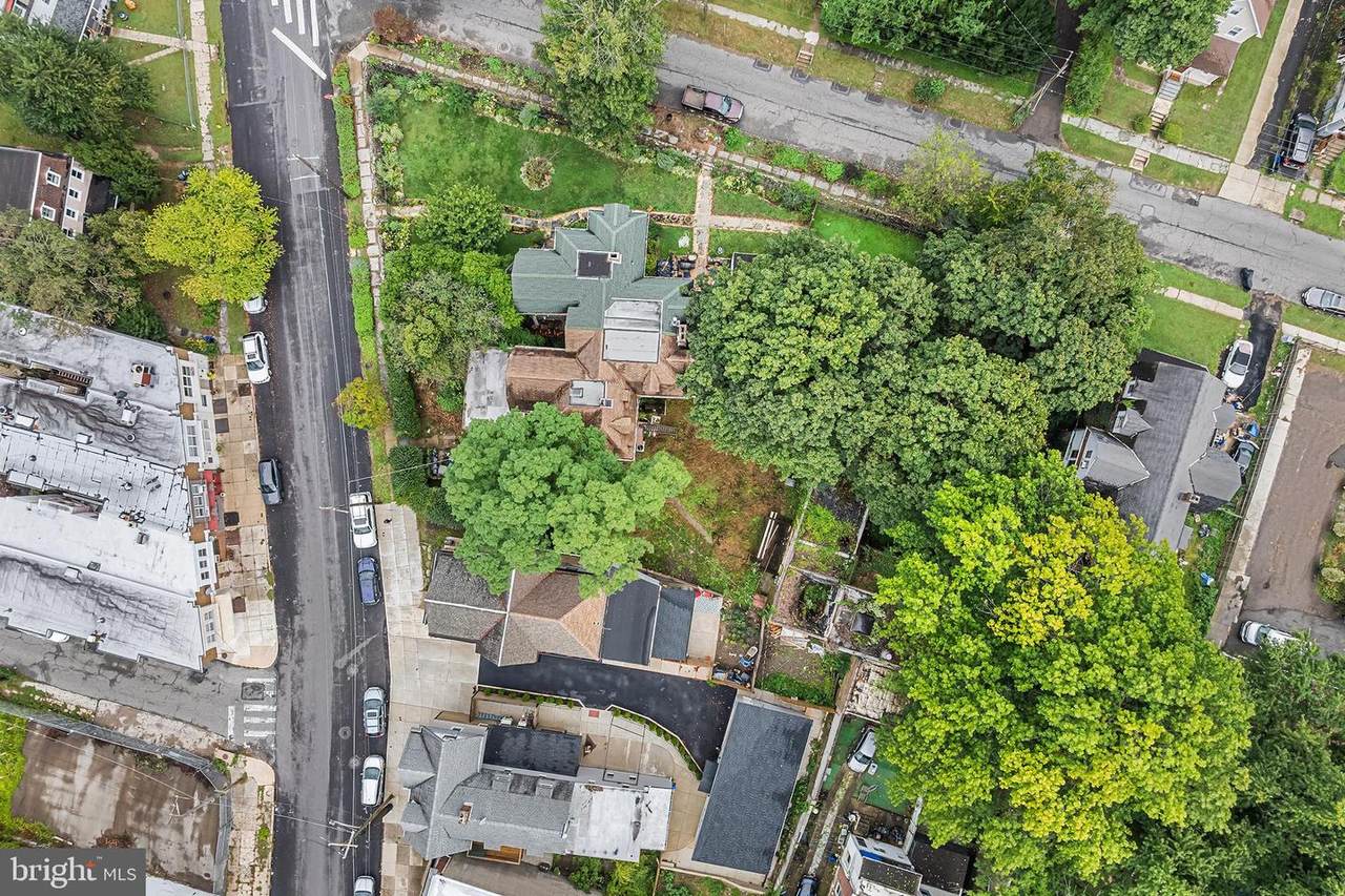 702 Oak Lane Avenue - Photo 1