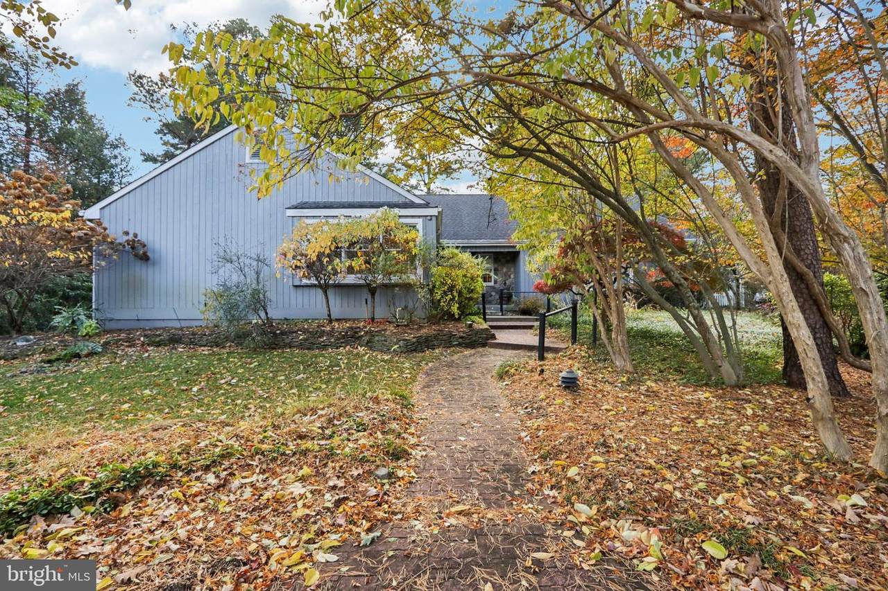 122 Deerfield Avenue - Photo 1