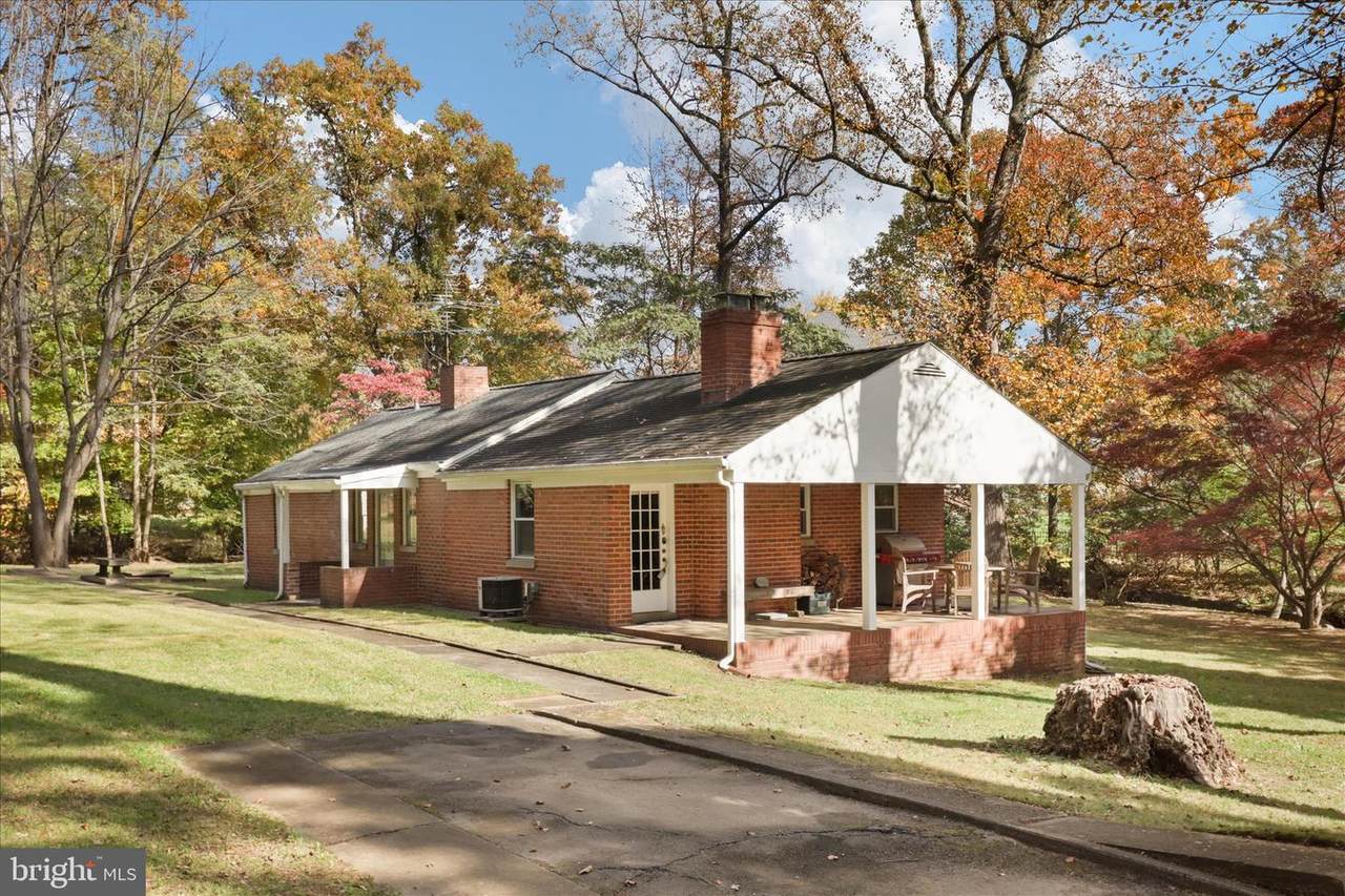7914 Idylwood Road - Photo 1