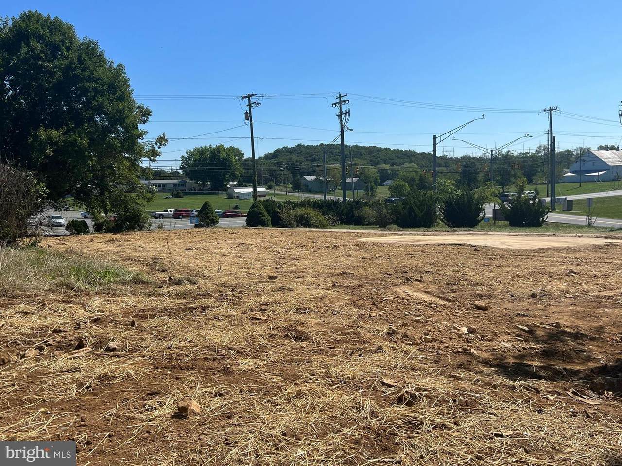 4159 Williamsport Pike - Photo 1