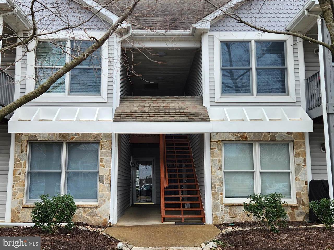 306 Teal Court - Photo 1