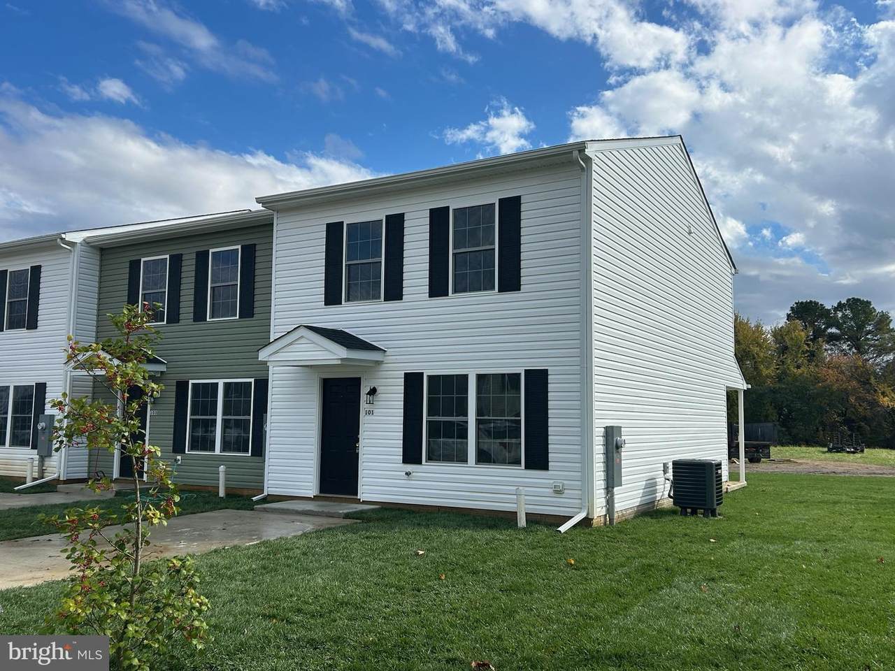 101 Metcalf Road - Photo 1