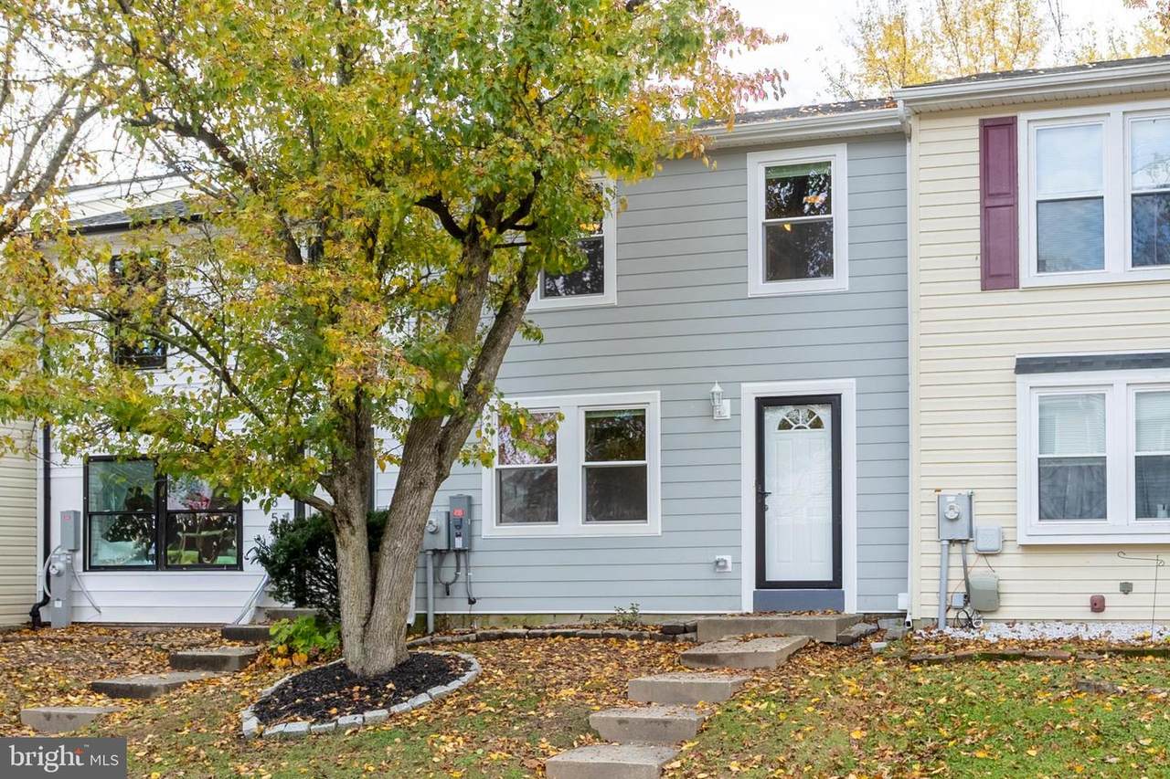 2853 Browning Court - Photo 1