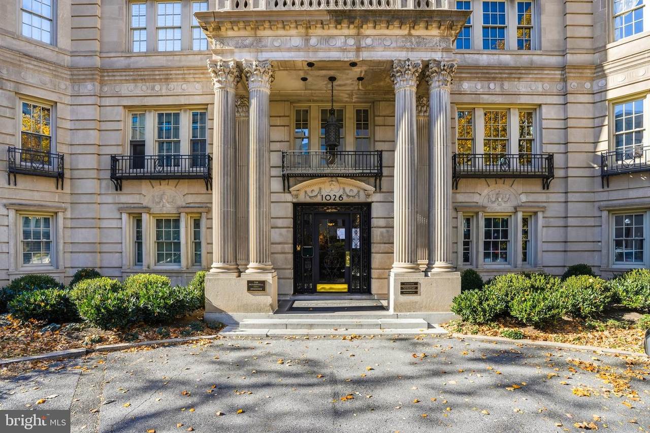 1026 16TH Street - Photo 1