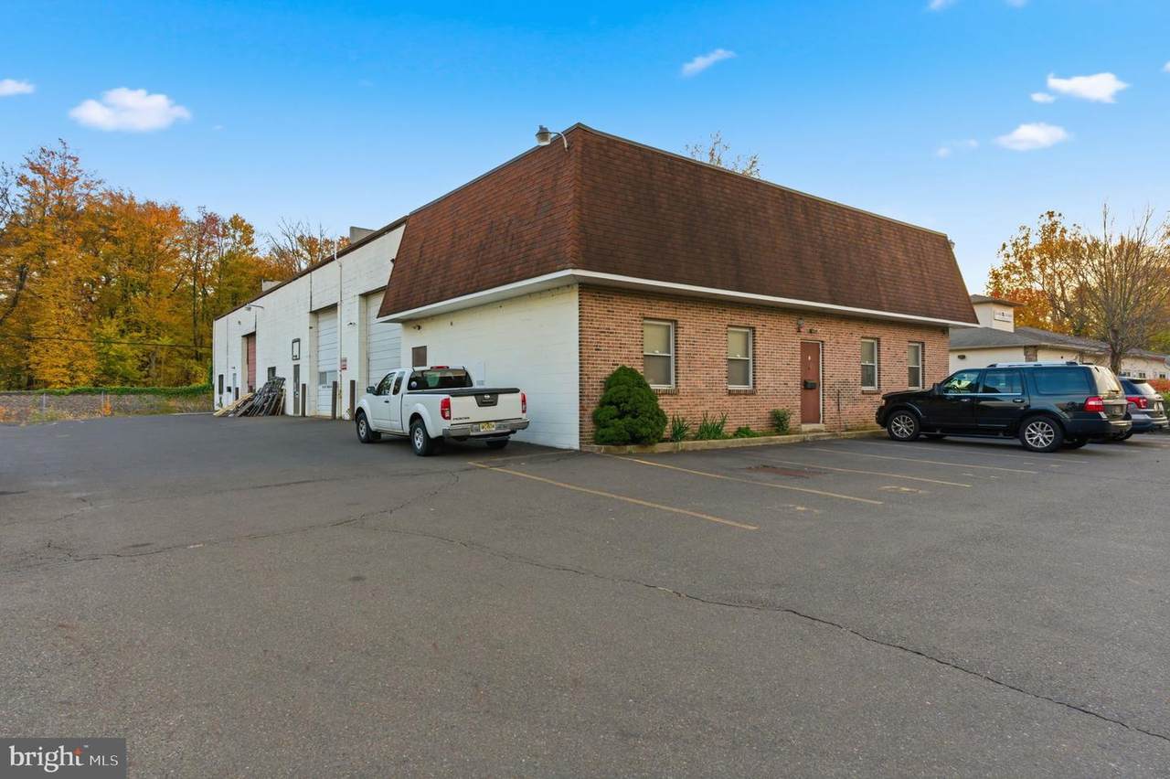 145 Philmont Avenue - Photo 1