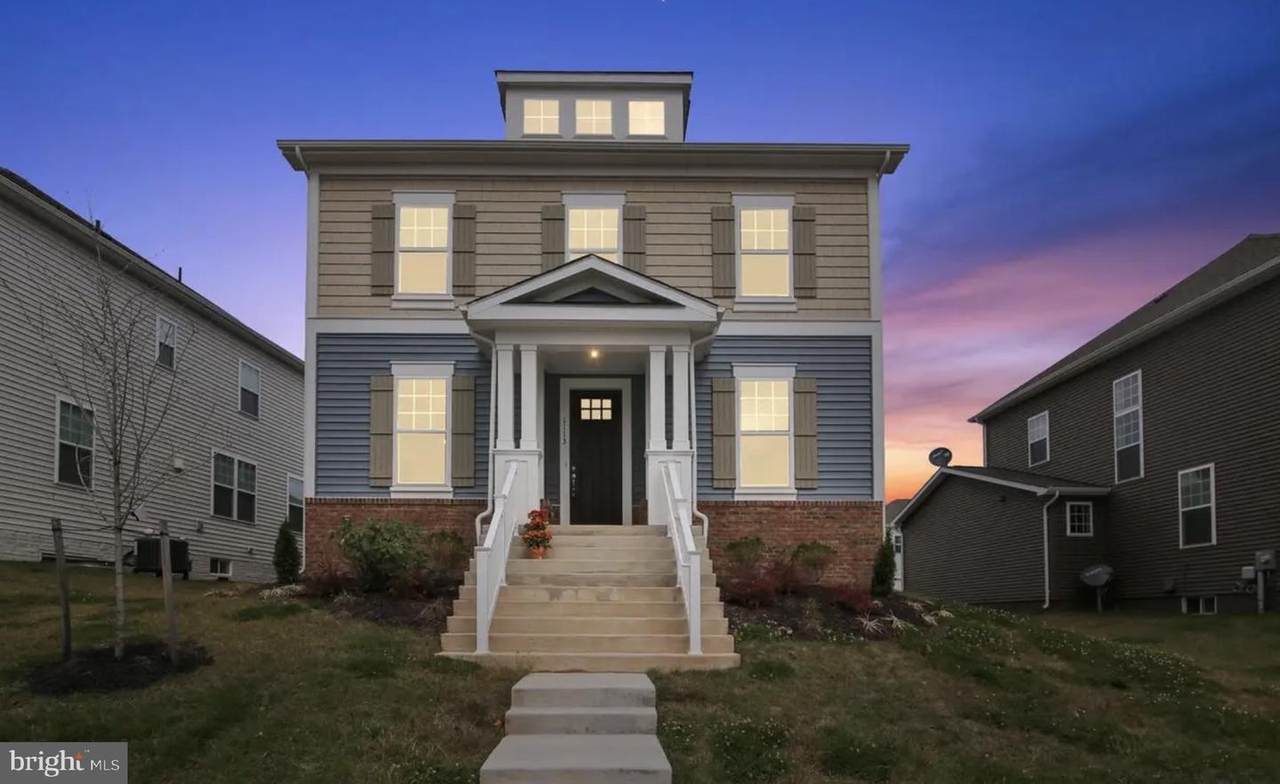 1113 Saxton Drive - Photo 1