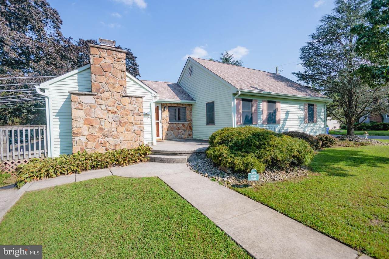 221 Yale Road - Photo 1