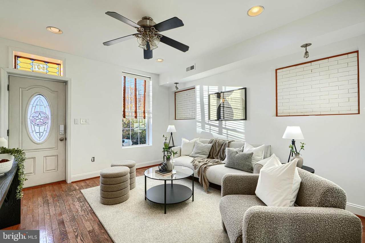 607 Bouldin Street - Photo 1