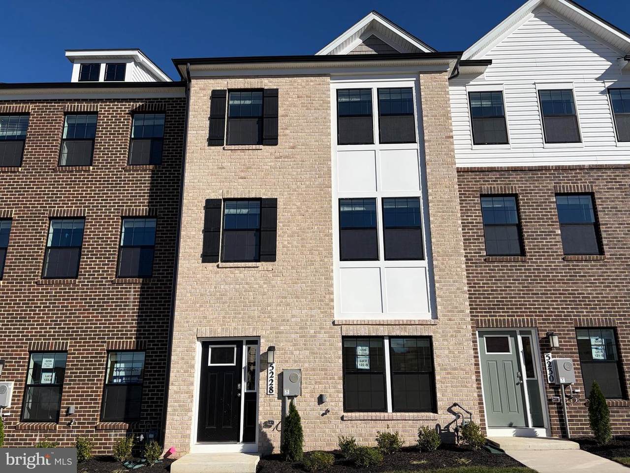 5228 Dry Creek Lane - Photo 1