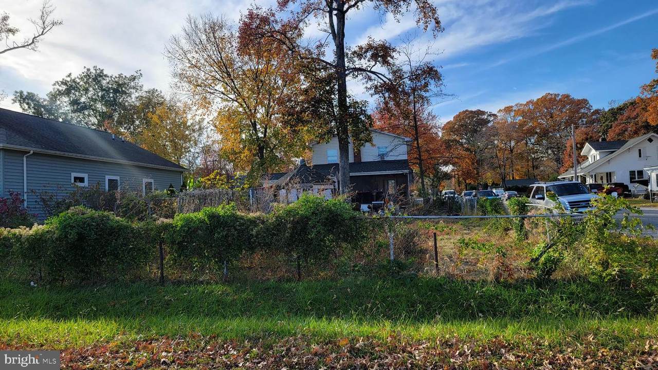 4013 8TH Street - Photo 1