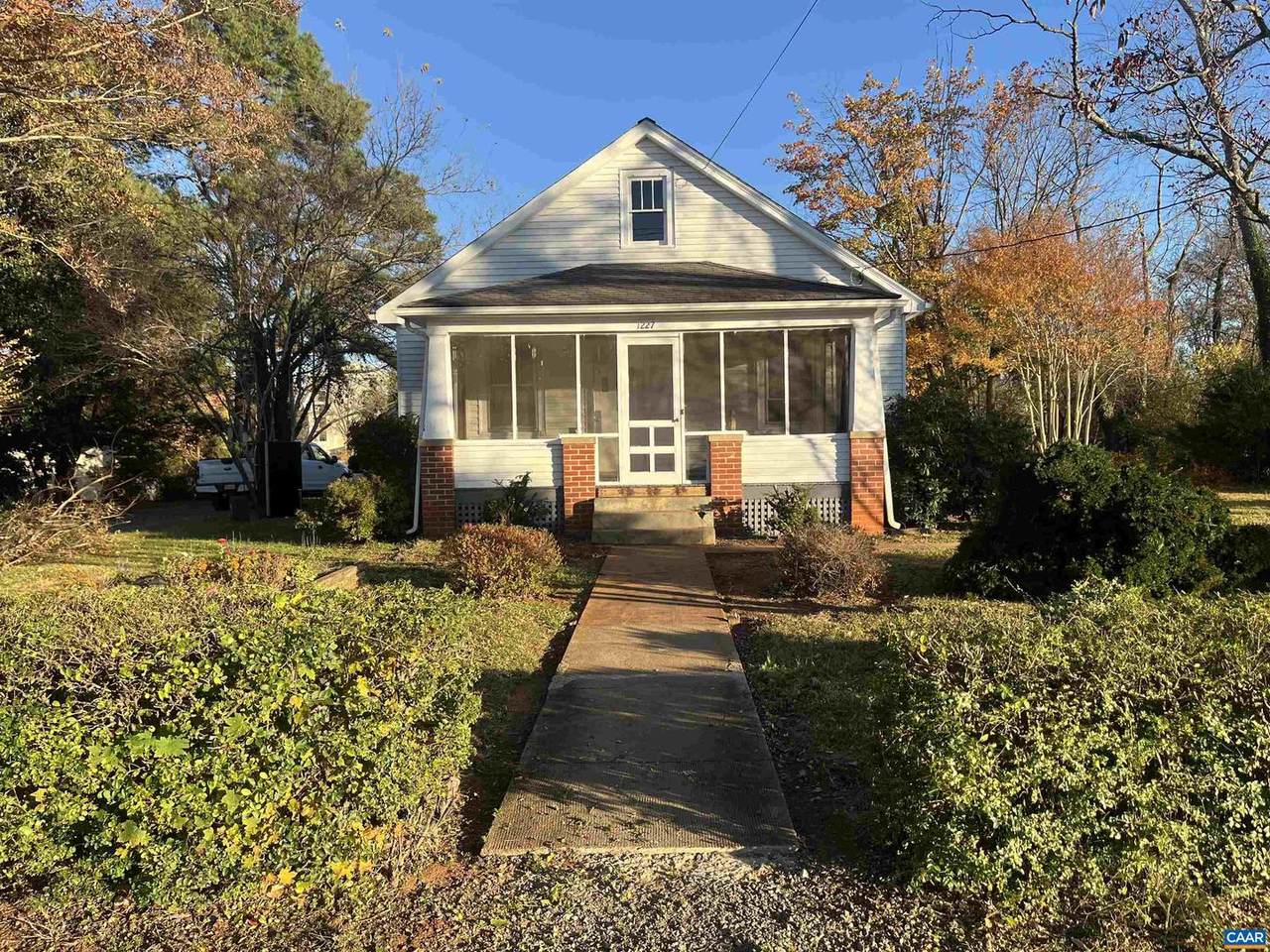 1227 Blue Ridge Ave - Photo 1