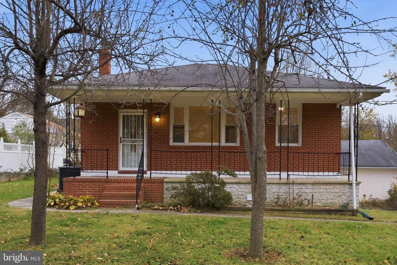 2301 Bayside Drive - Photo 1