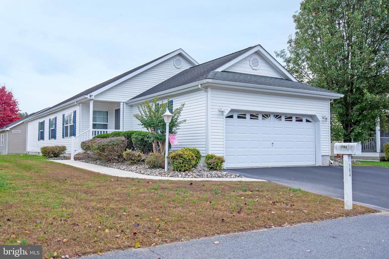 104 Lavender Drive - Photo 1