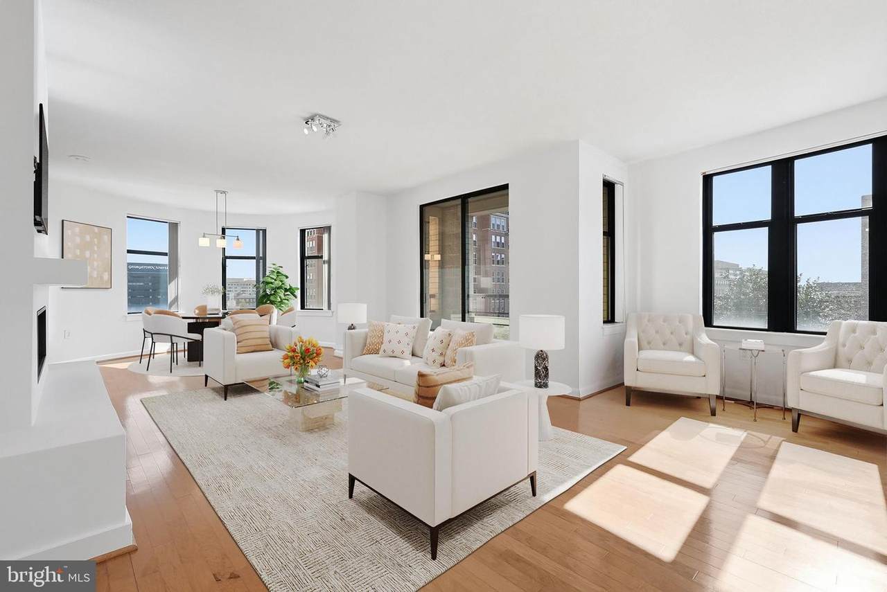 400 Massachusetts Avenue - Photo 1