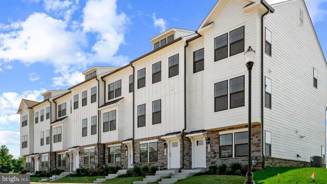 324 Ensemble Way - Photo 1