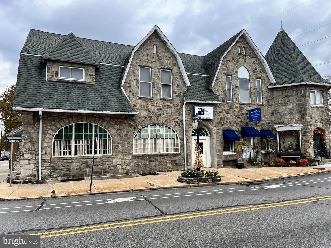 27 Lansdowne Avenue - Photo 1