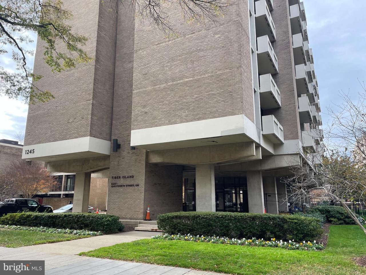 1245 4TH Street - Photo 1