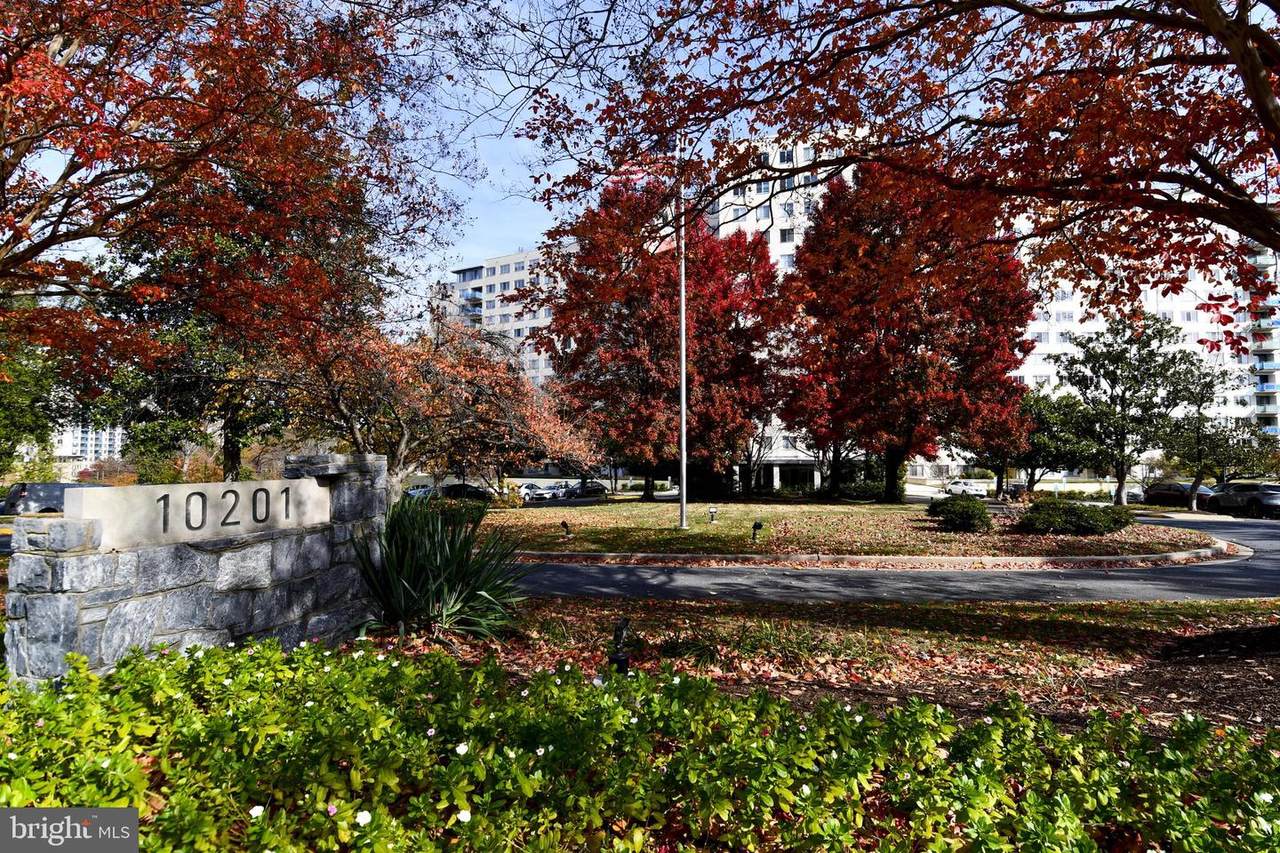 10201 Grosvenor Place - Photo 1