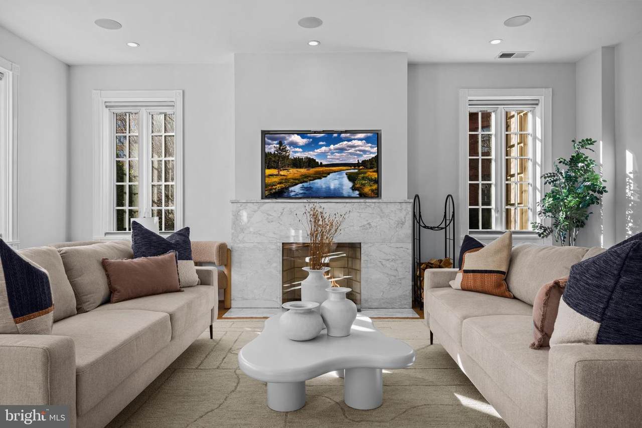 1901 Wyoming Avenue - Photo 1