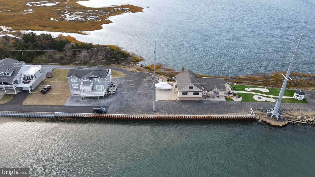 798 North Drive - Photo 1