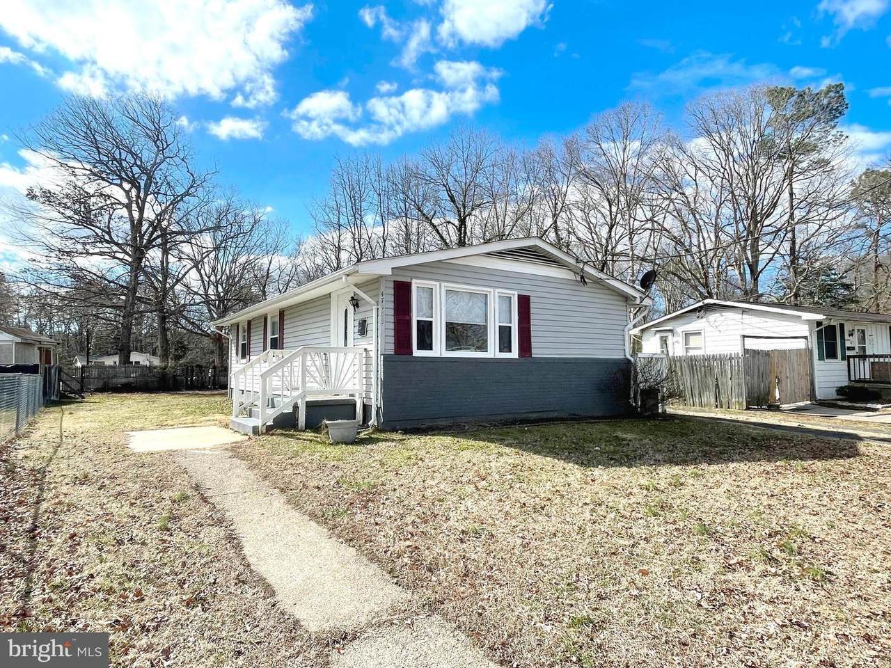 47463 Southampton Drive - Photo 1