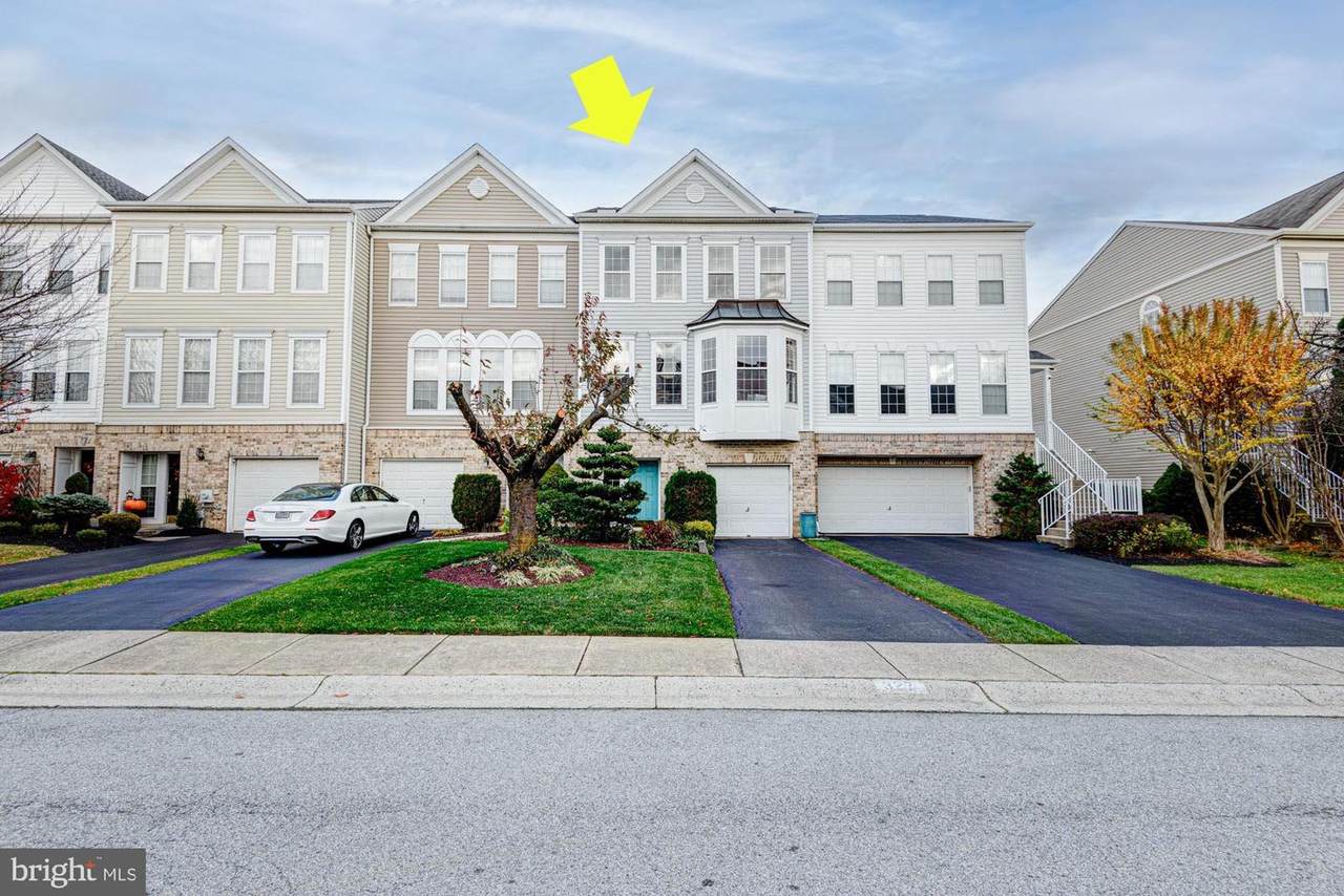 327 Rockmeade Drive - Photo 1