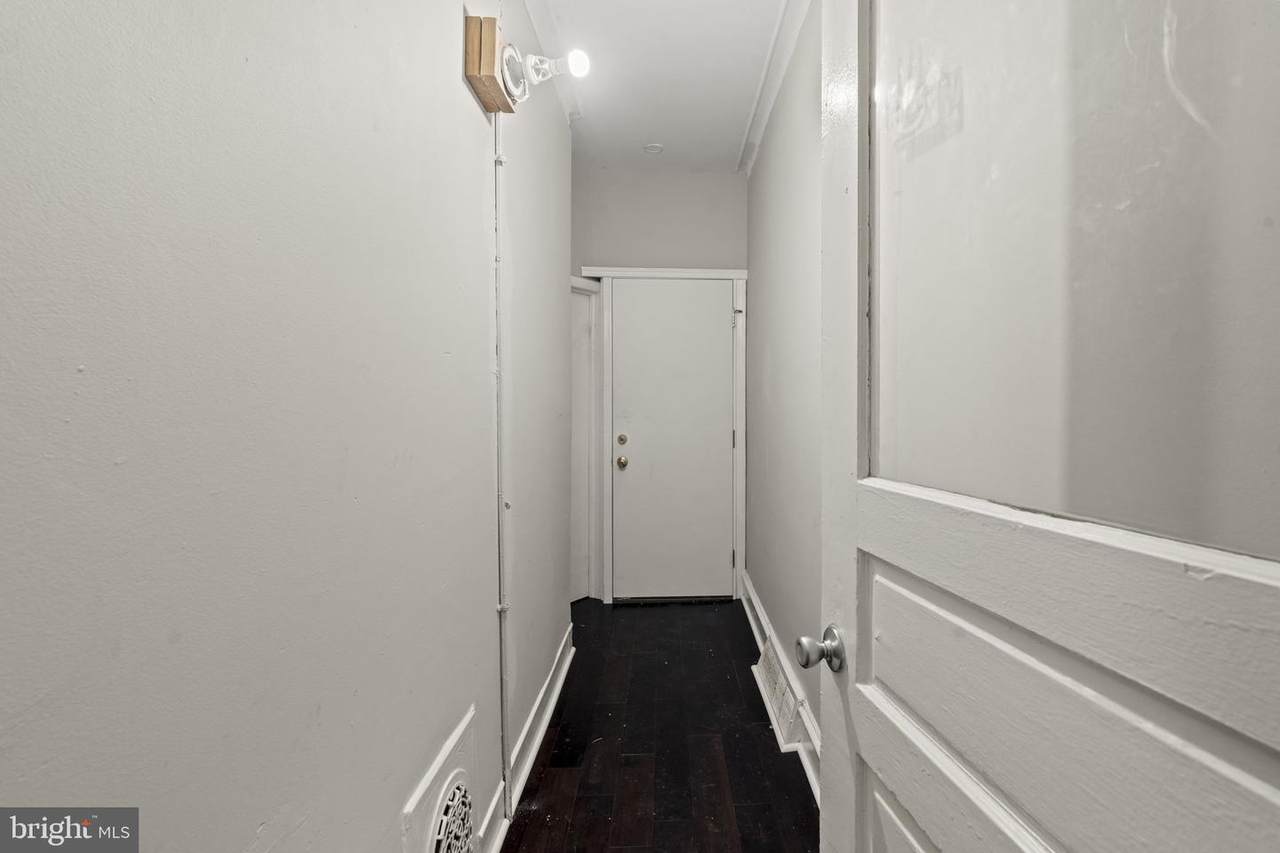 https://bt-photos.global.ssl.fastly.net/brightmls/1280_boomver_1_804302696034-2.jpg