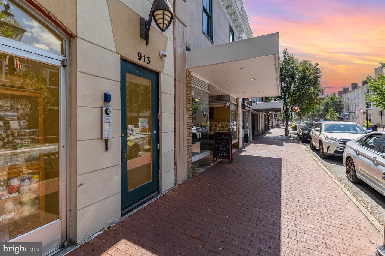 913-B Caroline - Photo 1