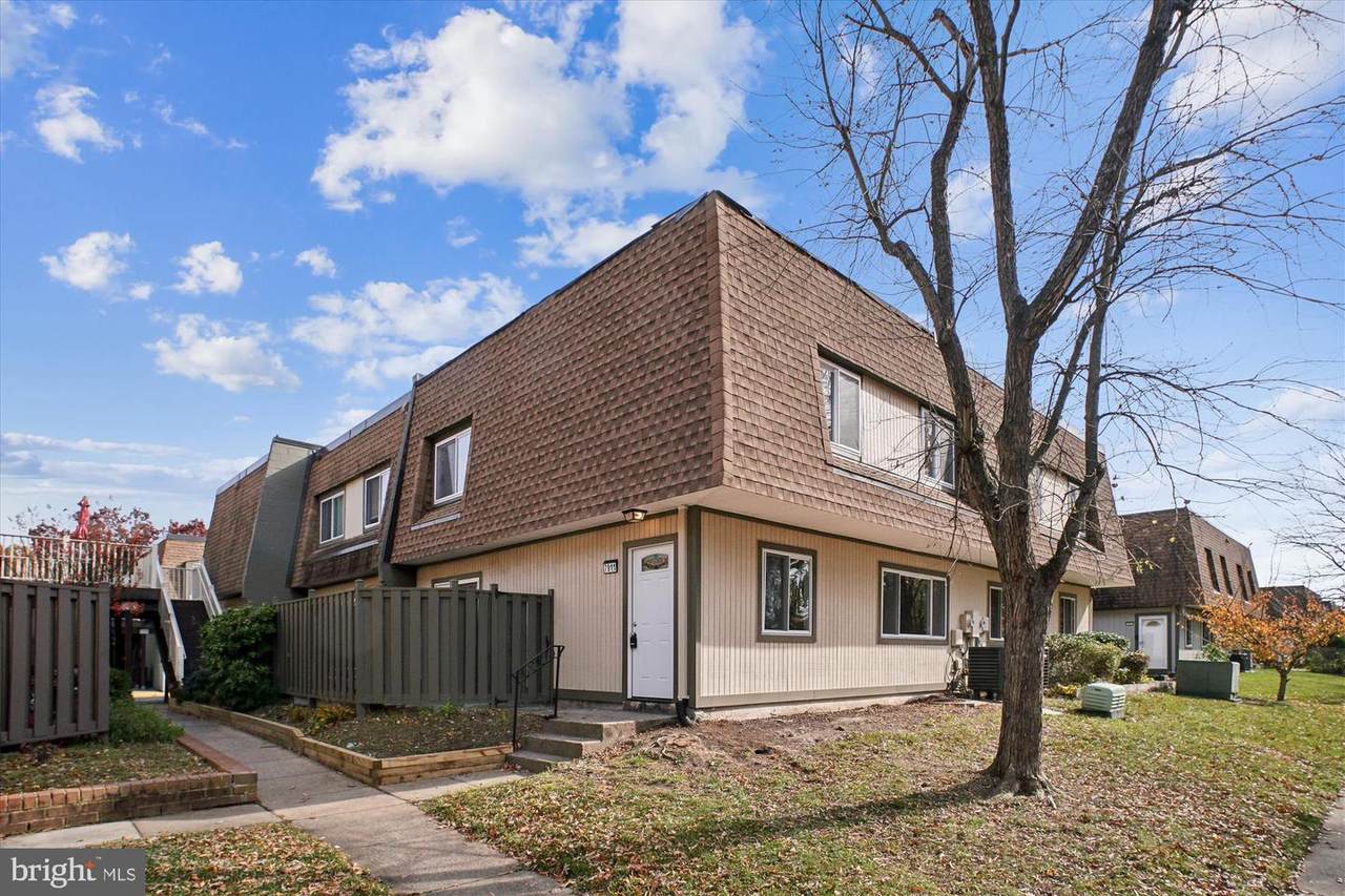 7911 San Leandro Place - Photo 1