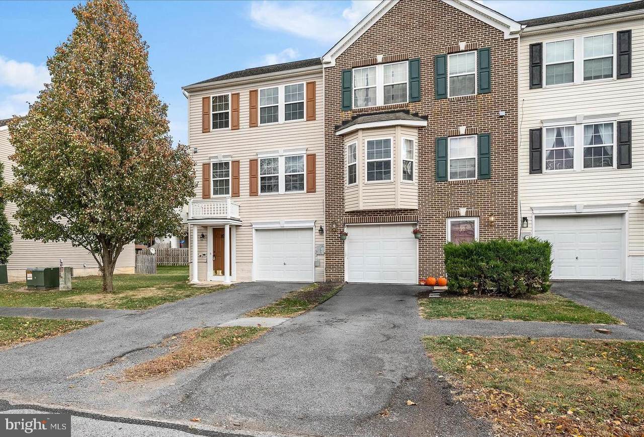 97 Brentwood Street - Photo 1