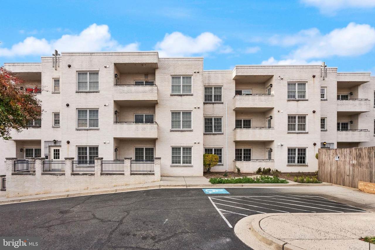 231 Thomas Street - Photo 1